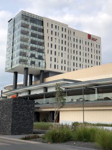 1.-Fiesta Inn Express-min